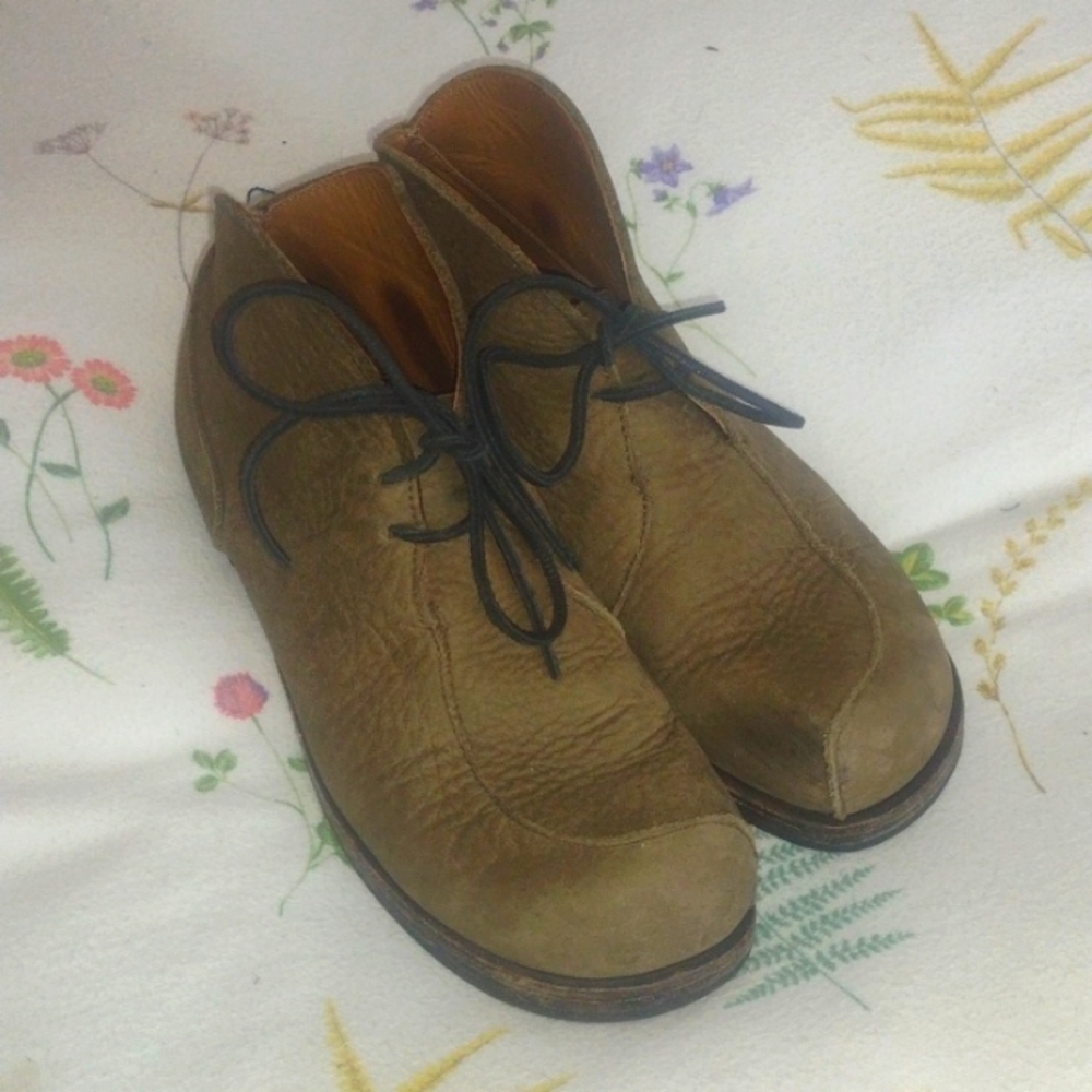 Cydwok leather booties 39